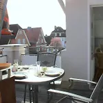 Ferienwohnungen Im Kapitaenshaus Ostseerose